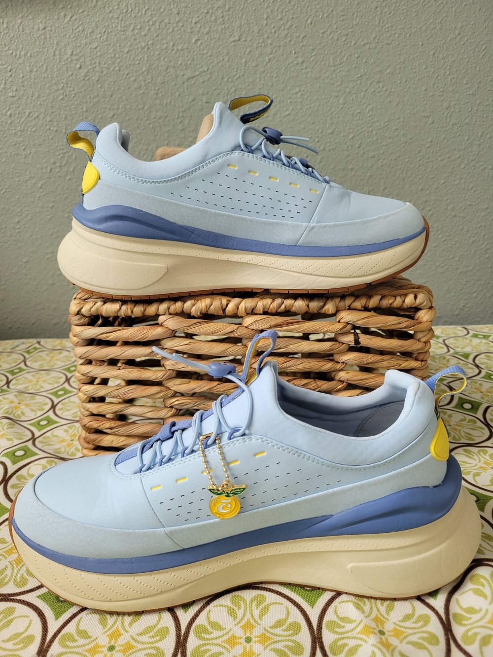Clove Women's Forte 2 Blue Lemon Sneakers Shoes Size 10  Nursing Healthcare